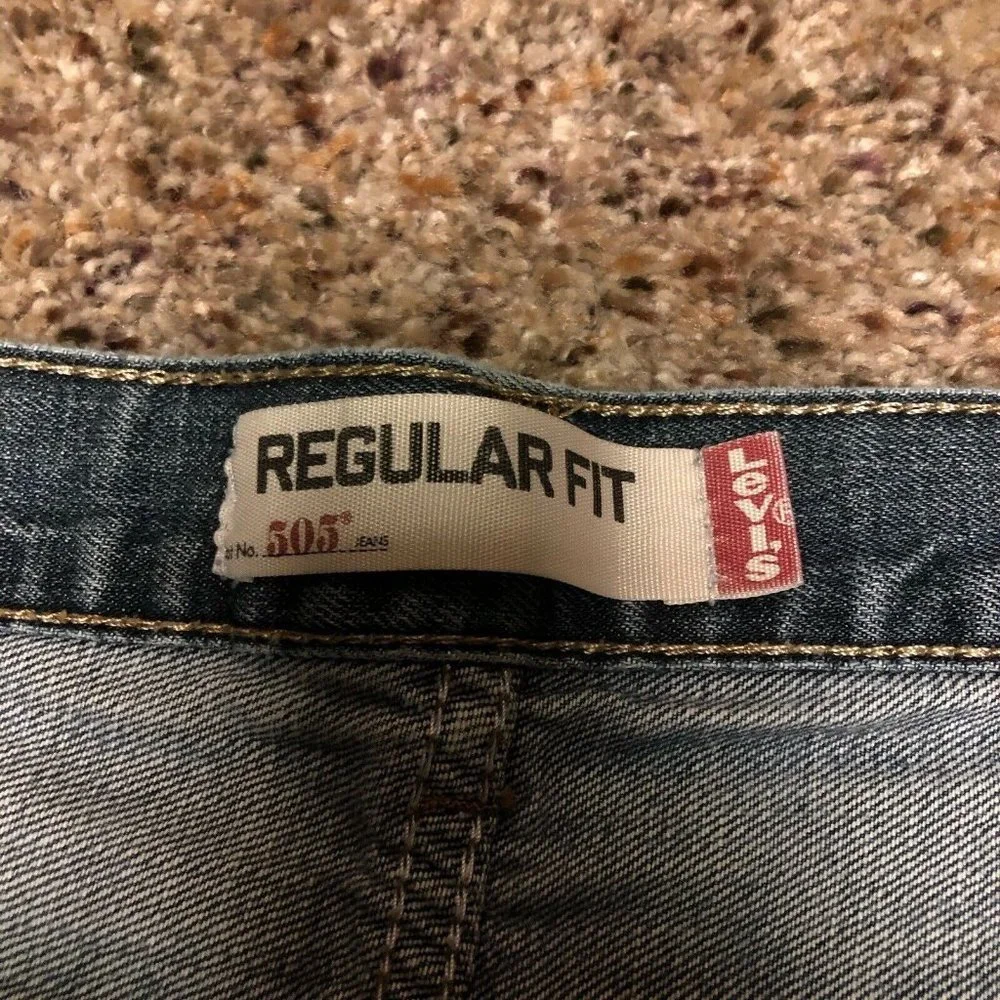 Levi's Men's 36x34 Straight Relaxed 505 Regular‎